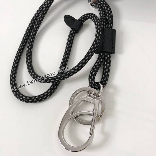 Prada專櫃新款三合一皮革掛繩式鑰匙包證件夾 型號1TT087 普拉達男女通用款十字紋掛件牛皮零錢包 csp1049